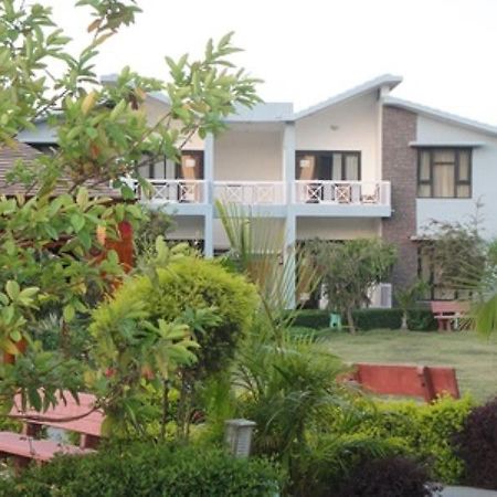 Anand Corbett Aamod Resort & Spa Corbett National Park Eksteriør billede